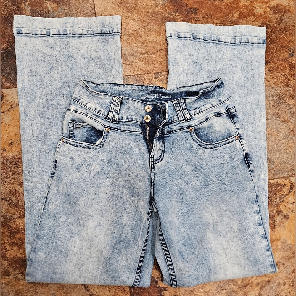 Worn once Cowgirl Tuff